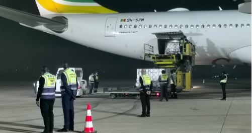 1683528211793026297.jpg 2.jpg