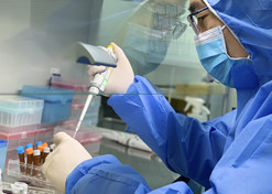 2020年1月10日，米兰体育平台app官网中国生物上海捷诺用不到48小时，全国首家成功研制出新冠病毒核酸检测试剂盒并供应抗击疫情一线。